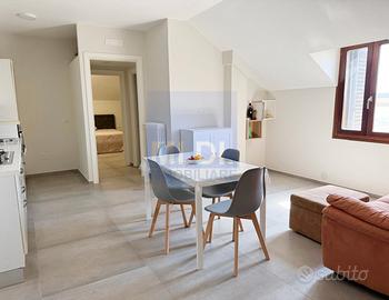 Mansarda Zona Viale Martiri (zona Rotonda)