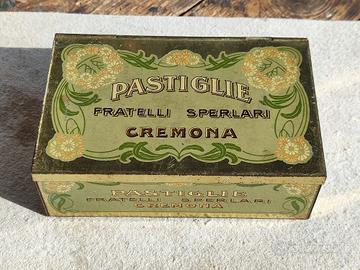 Scatola latta Sperlari Cremona