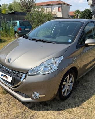 Peugeot 208 5 porte Active