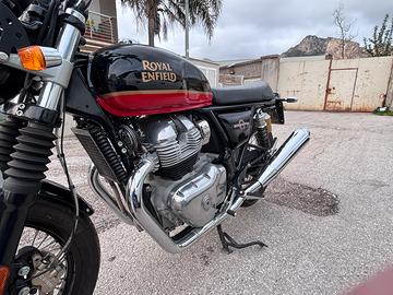 Moto royal enfield interceptor