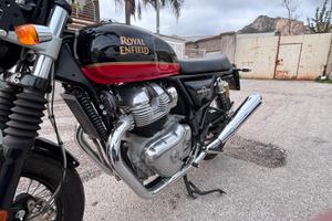 Moto royal enfield interceptor