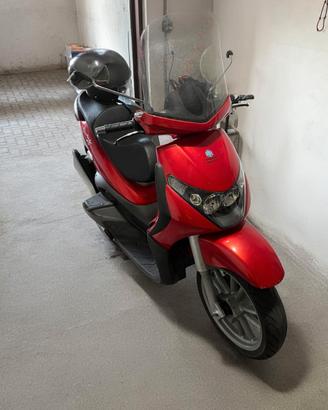 Scooter Beverly 250