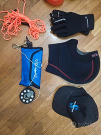 Lotto accessori subacquea Scubapro