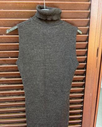 Abito Smanicato Collo Alto / Dolcevita – Tg. M