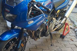 Yamaha TRX 850