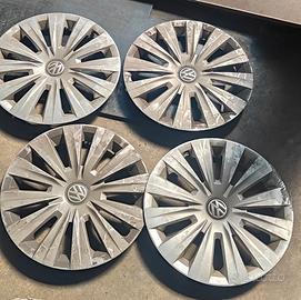 N.04 COPRICERCHI USATI VOLKSWAGEN 15 POLLICI