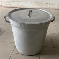 Pentola alluminio grande