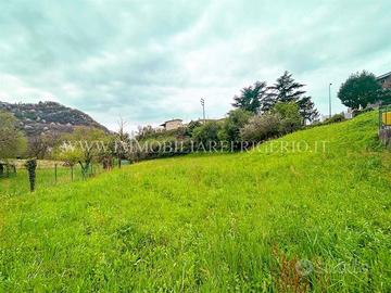 Terreno di 2290 m² a Calolziocorte