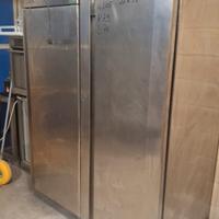 frigorifero industriale in acciaio 