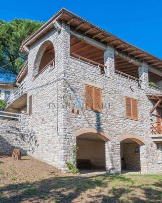 Rustico / Casale di 187 m² con 5 locali a Passigna