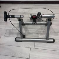 Rulli bici indoor Elite con regolazione della resi