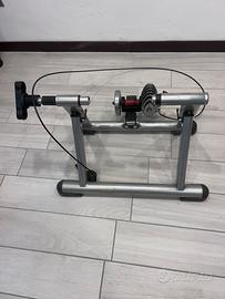 Rulli bici indoor Elite con regolazione della resi