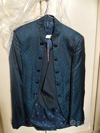 Abito da sposo completo di tutto