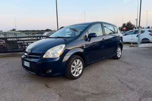 Toyota Corolla Verso 2.0 16V D-4D Sol