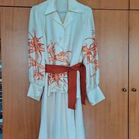 Elegante completo in raso e chiffon