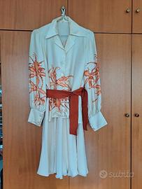 Elegante completo in raso e chiffon