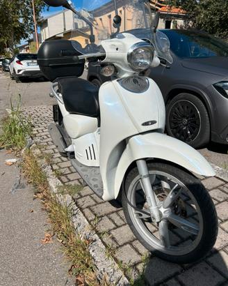 Aprilia Scarabeo 100 4T (2012) - Accessoriato
