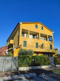 3 LOCALI A CAMPOLONGO MAGGIORE