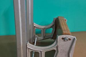 Supporto motore ausigliario regolabile