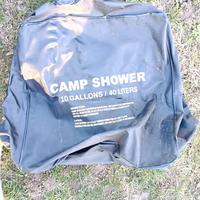 doccia da campeggio 