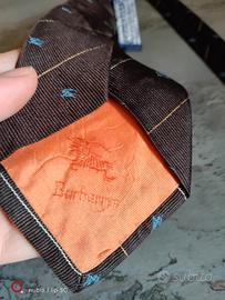 Cravatta Burberrys colore Marrone è color Oro