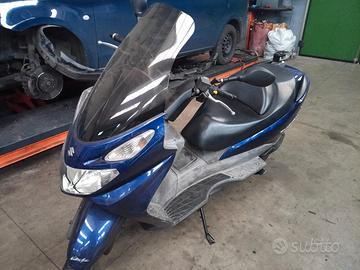scooter Suzuki Burgman 150