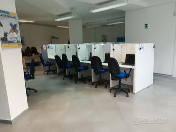 Postazioni ufficio con scrivanie 80/100 cm + sedie