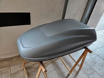 Baule tetto auto con barre 