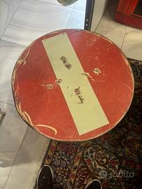 Tavolino cartello stradake  divieto