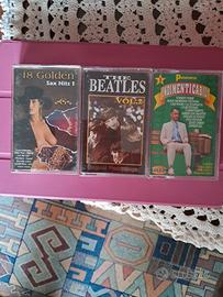 tre musicassette (Beatles, colonne sonore ecc)