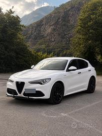 Romeo Stelvio Veloce 2.2 Diesel Q4 AT8 – 210 PS
