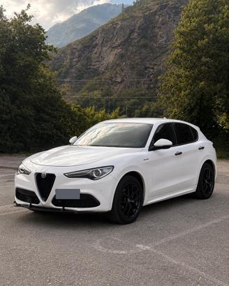 Romeo Stelvio Veloce 2.2 Diesel Q4 AT8 – 210 PS