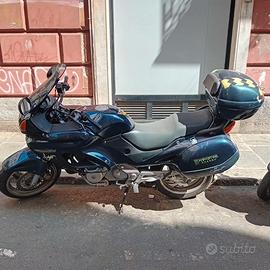 HONDA DEAUVILLE 650