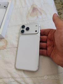 Iphone 17 pro max 256 argento