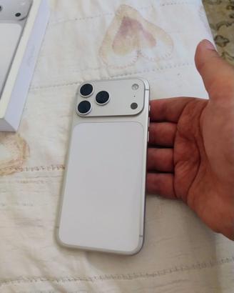 Iphone 17 pro max 256 argento