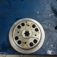 Piatto mozzetto inferiore SUZUKI GZ 250 99/07 USAT