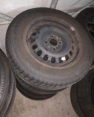 Cerchi 14 con gomme invernali Opel Corsa