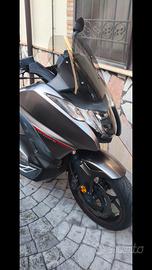Honda integra 750 sport dct abs