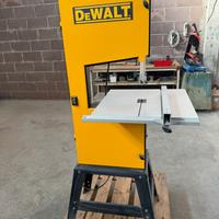 Sega a nastro da banco per gommapiuma DeWalt