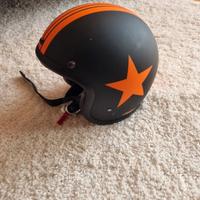 casco per motociclisti