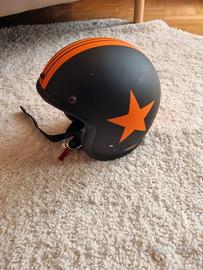 casco per motociclisti