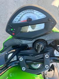 Kawasaki ER6n 2010 usata