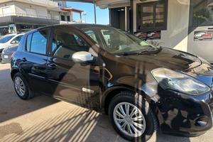 Renault Clio 1.2 16V 5 porte GPL Dynamique