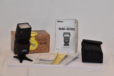 FLASH NIKON SB-600