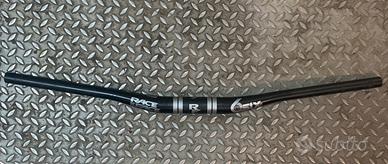Manubrio RACE FACE SIXC CARBON