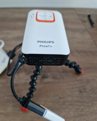 Proiettore Led PicoPix Philips, batteria litio