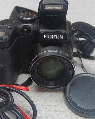 Macchina Fotografica Fujifilm Finepix S 1000 fd 