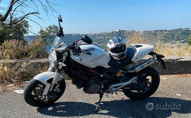 Ducati Monster 696 - 2008