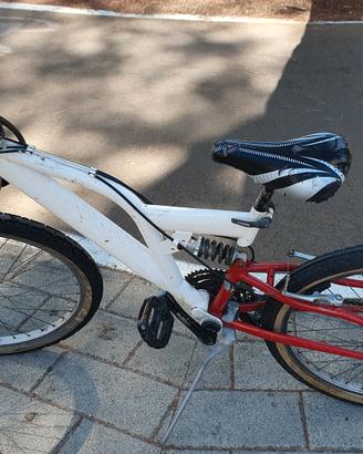 bici  bambino ragazzo 24"