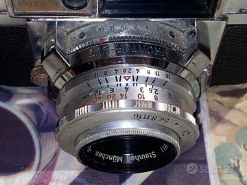 Macchina fotografica anni 50